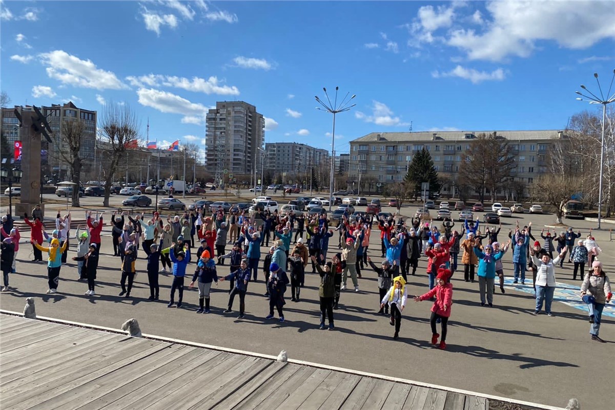 Krasnoyarsk_children_morning exercise.jpg