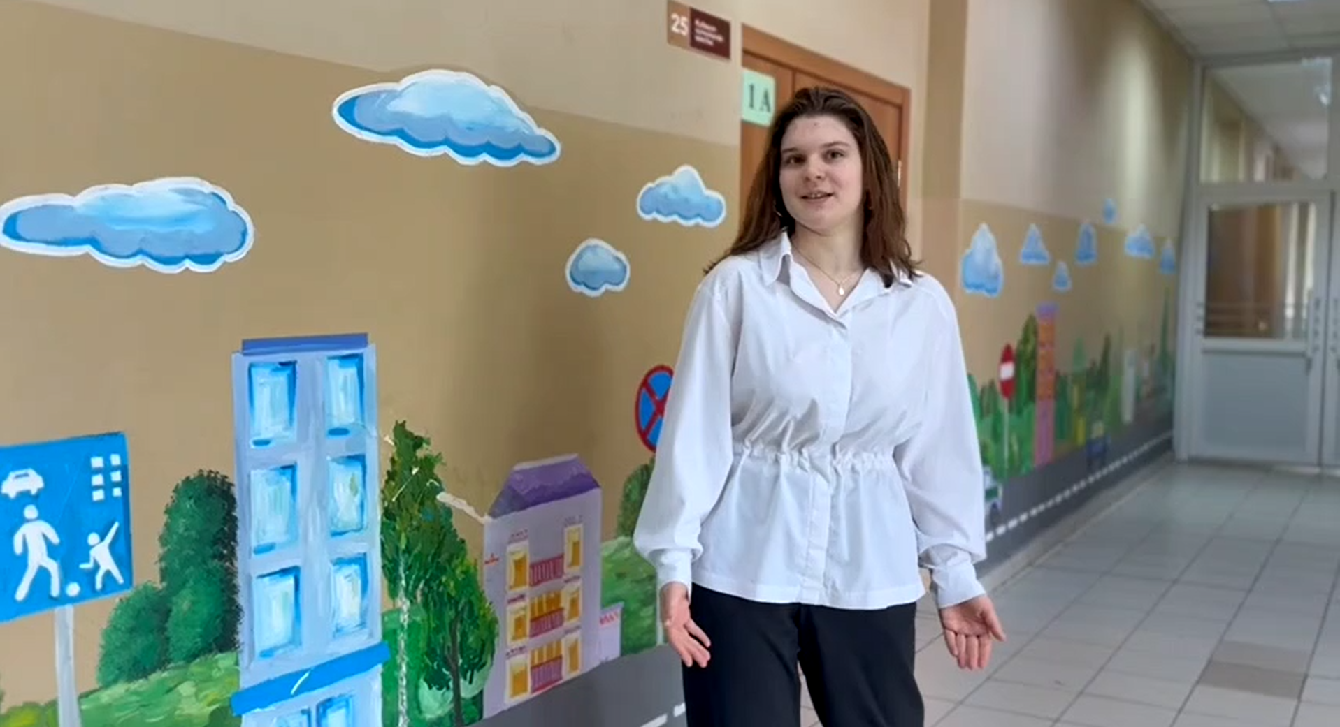 Из презентации_холл.png