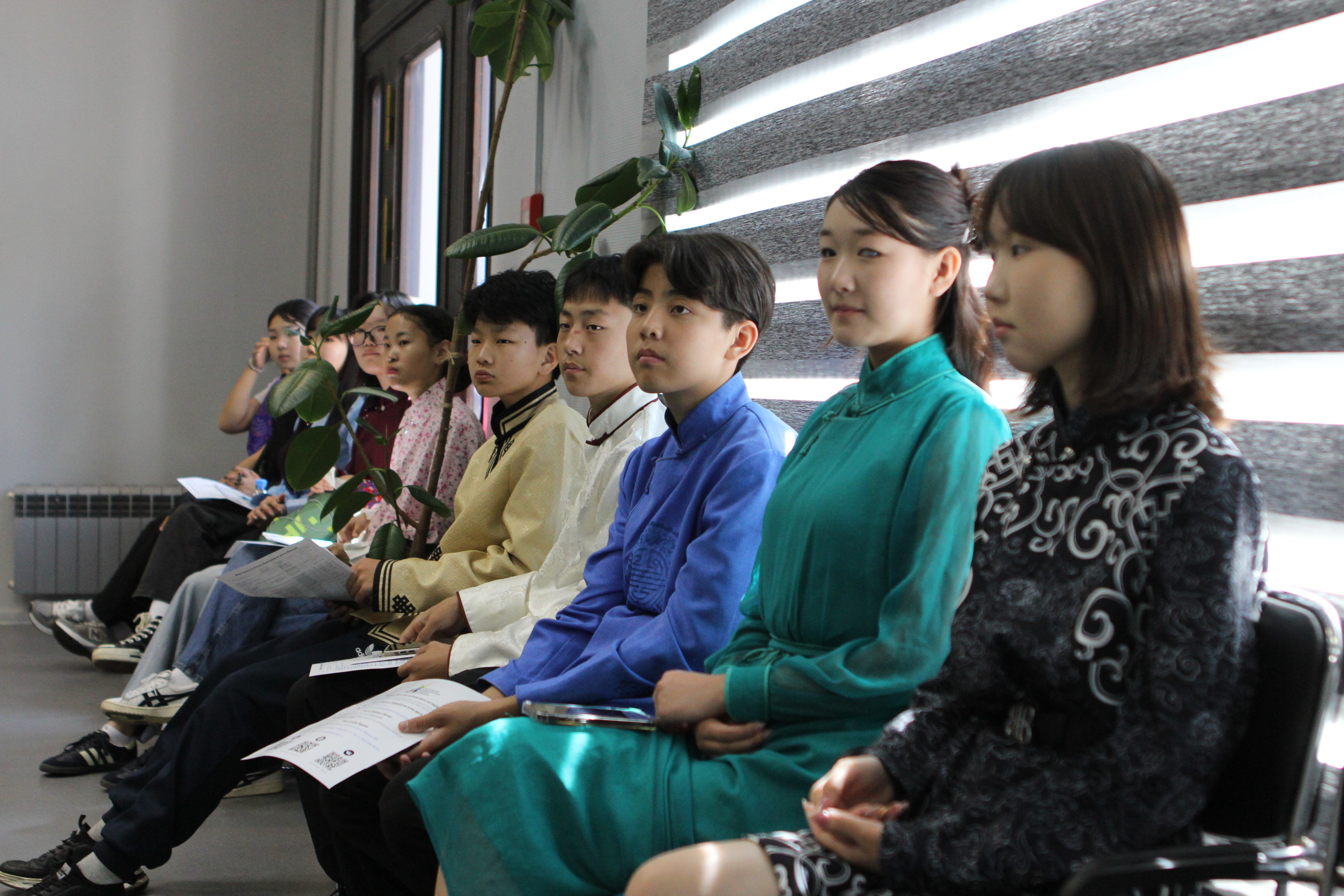 Летняя школа_Монголия_дети.JPG