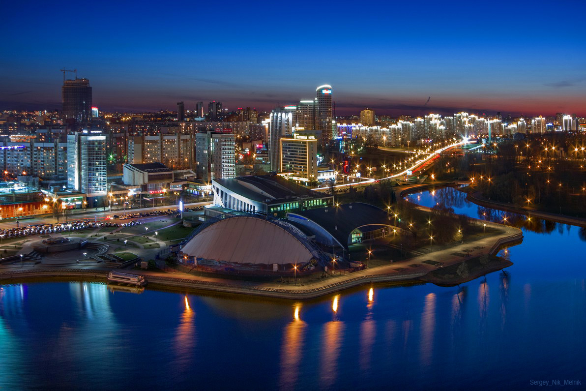 Минск_ночной.jpg