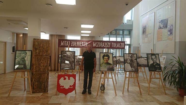 Ежи Тыц Дом дружбы.jpg