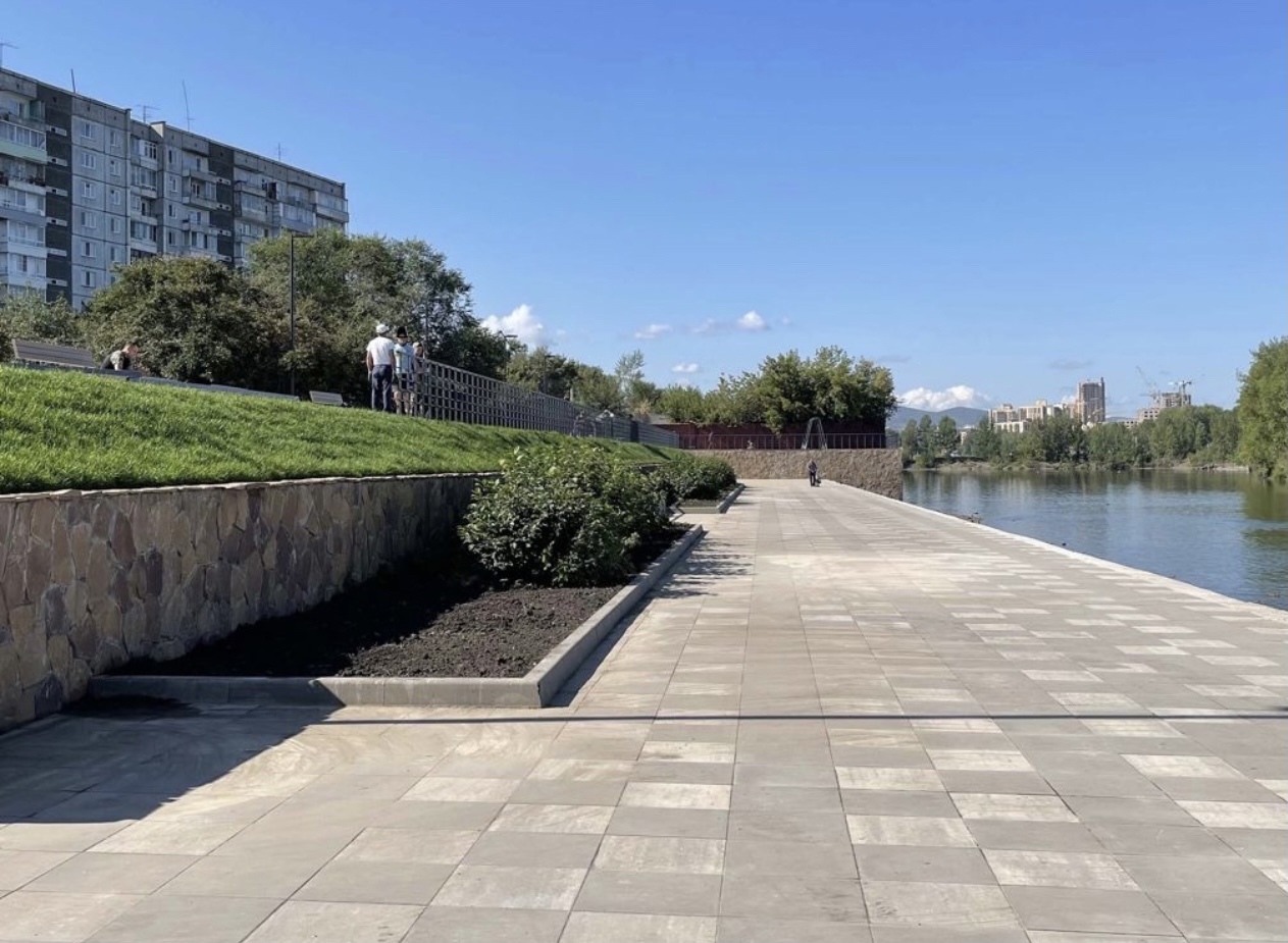 набережная за ТЦ.JPG